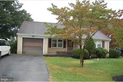 1461 S White Oak Street, Lebanon, PA 17042 - Photo 1