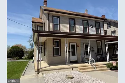 411 E Chestnut Street, Lebanon, PA 17042 - Photo 1