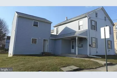 122-124 E Main Avenue, Myerstown, PA 17067 - Photo 1