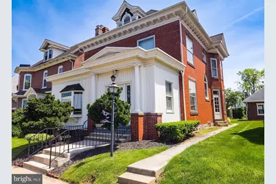 206 E Main Street, Palmyra, PA 17078 - Photo 1