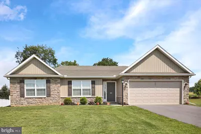 203 Gardenia Lane, Lebanon, PA 17042 - Photo 1