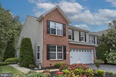 16 Parkside Drive, Lebanon, PA 17042 - Photo 1