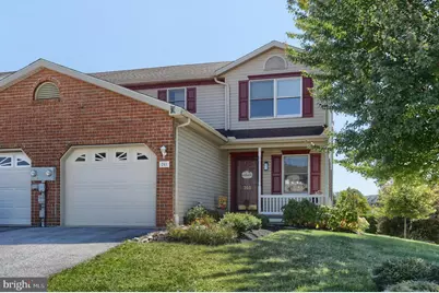 201 Acorn Circle, Lebanon, PA 17042 - Photo 1