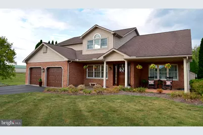 1596 Colonial Circle, Lebanon, PA 17046 - Photo 1