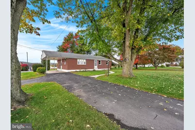 3041 S 5th Avenue, Myerstown, PA 17067 - Photo 1