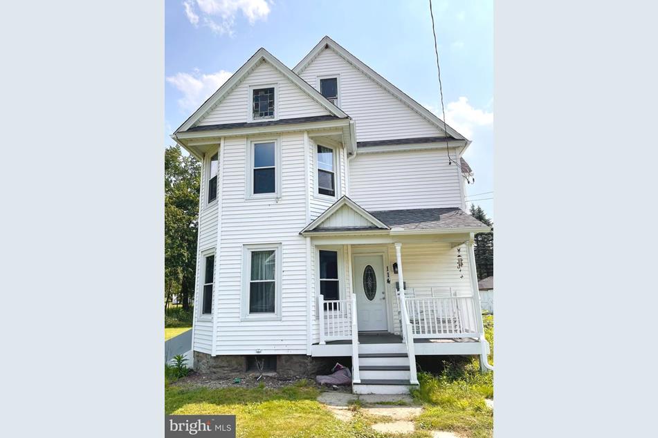 114 Cemetery St, Jermyn, PA 18433 MLS PALW2000004 Coldwell Banker