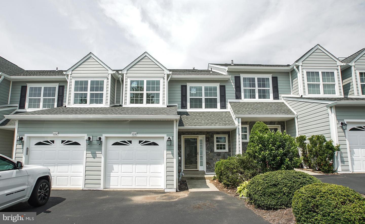 104 Ashley Way, Plymouth Meeting, PA 19462 MLS PAMC2004880 Coldwell