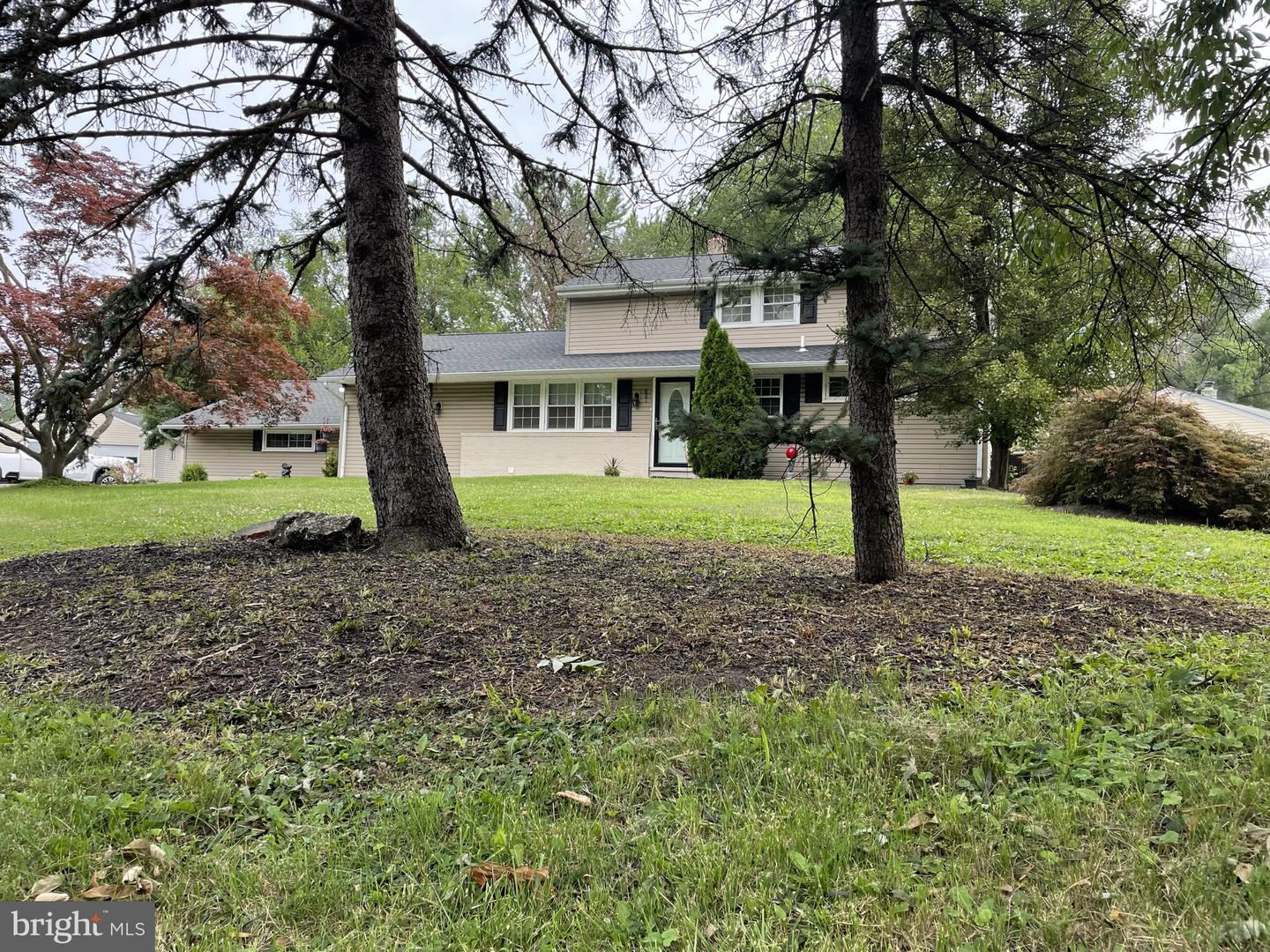 801 Dogwood Ln, Hatfield, PA 19440 MLS PAMC2005630 Coldwell Banker