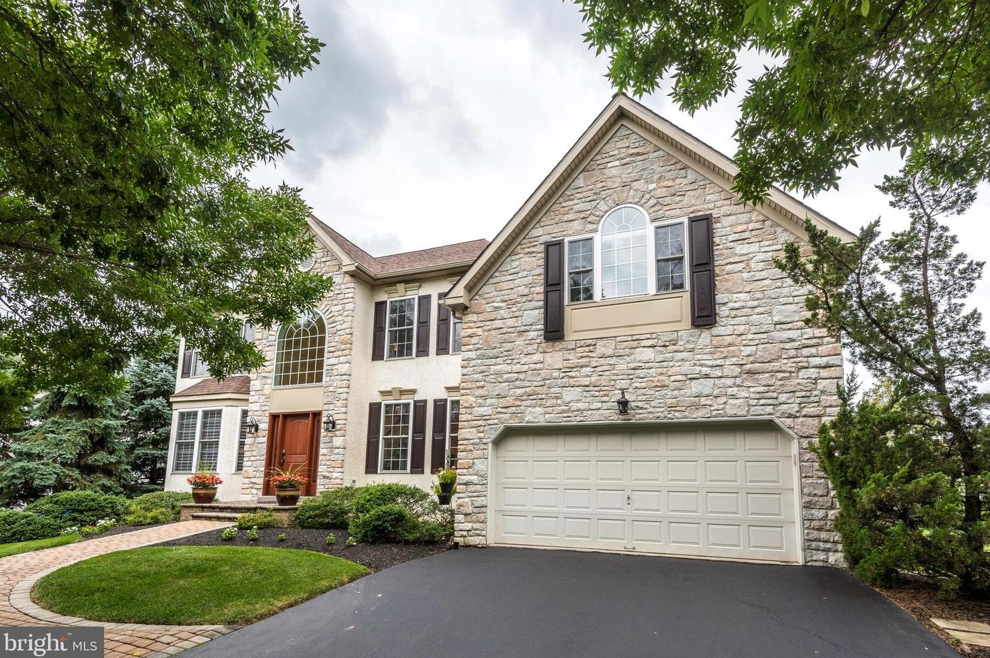 2565 Crestline Dr, Lansdale, PA 19446 MLS PAMC2008970 Coldwell Banker