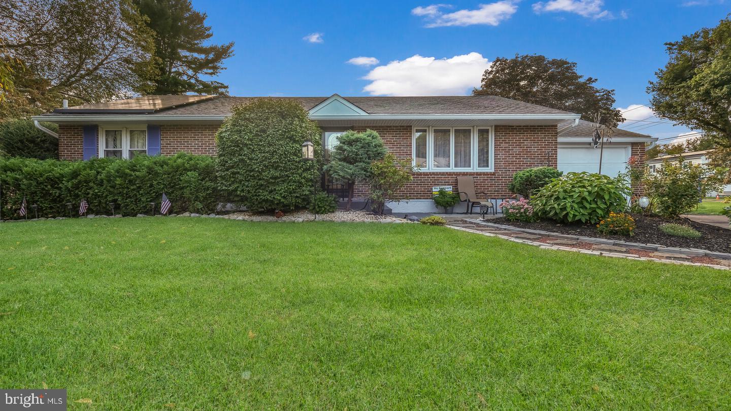 2409 Parkside Ave, Hatboro, PA 19040 MLS PAMC2010330 Coldwell Banker