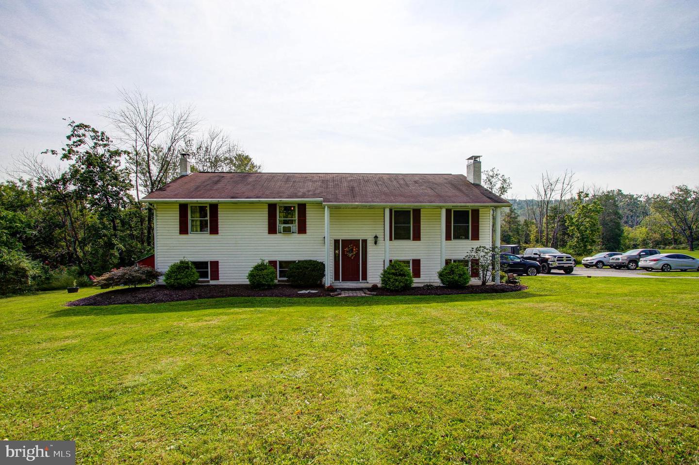 6515 Upper Ridge Rd, Green Lane, PA 18054 MLS PAMC2012050 Coldwell