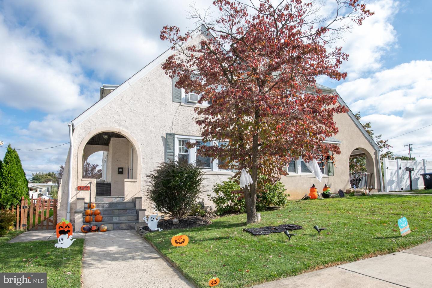 402 W 10th Ave, Conshohocken, PA 19428 MLS PAMC2014636 Coldwell Banker