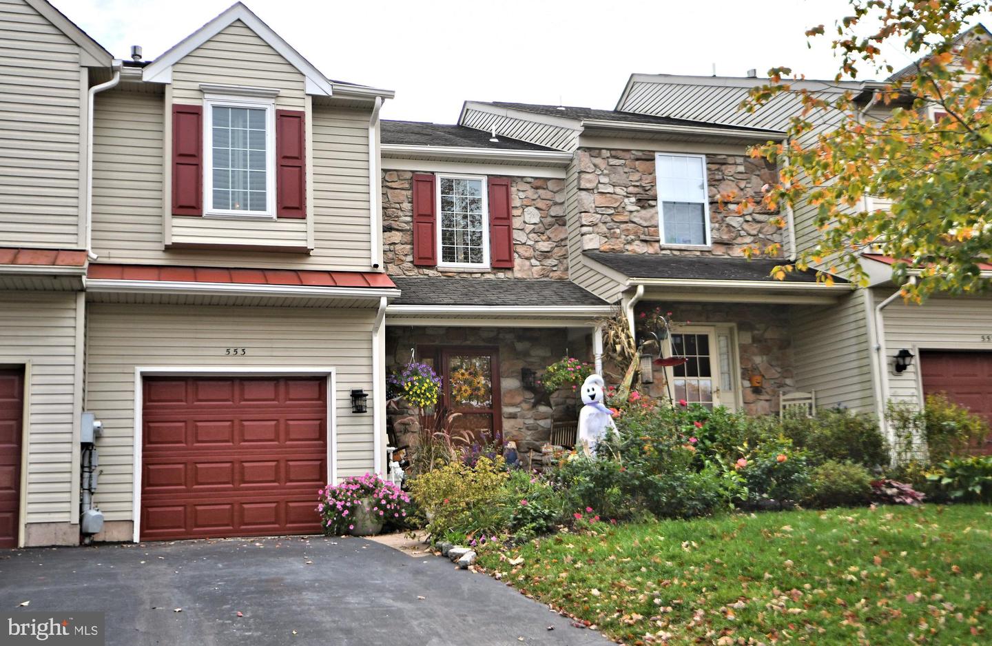 553 Creekside Dr, Souderton, PA 18964 MLS PAMC2015332 Coldwell Banker