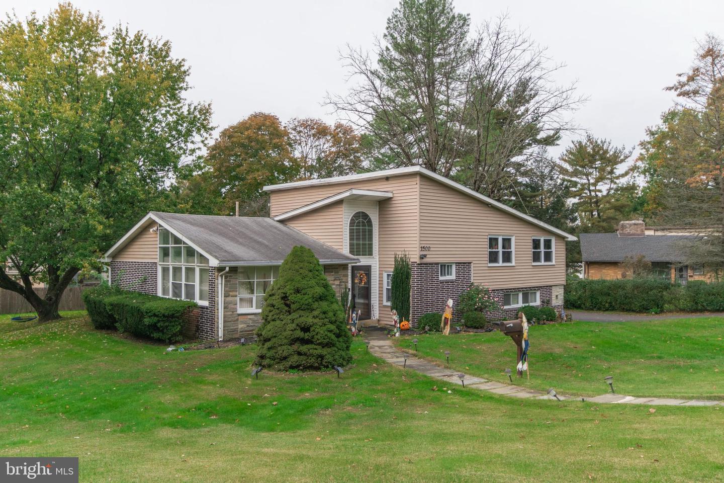 1500 W Church Rd, Wyncote, PA 19095 MLS PAMC2016080 Coldwell Banker