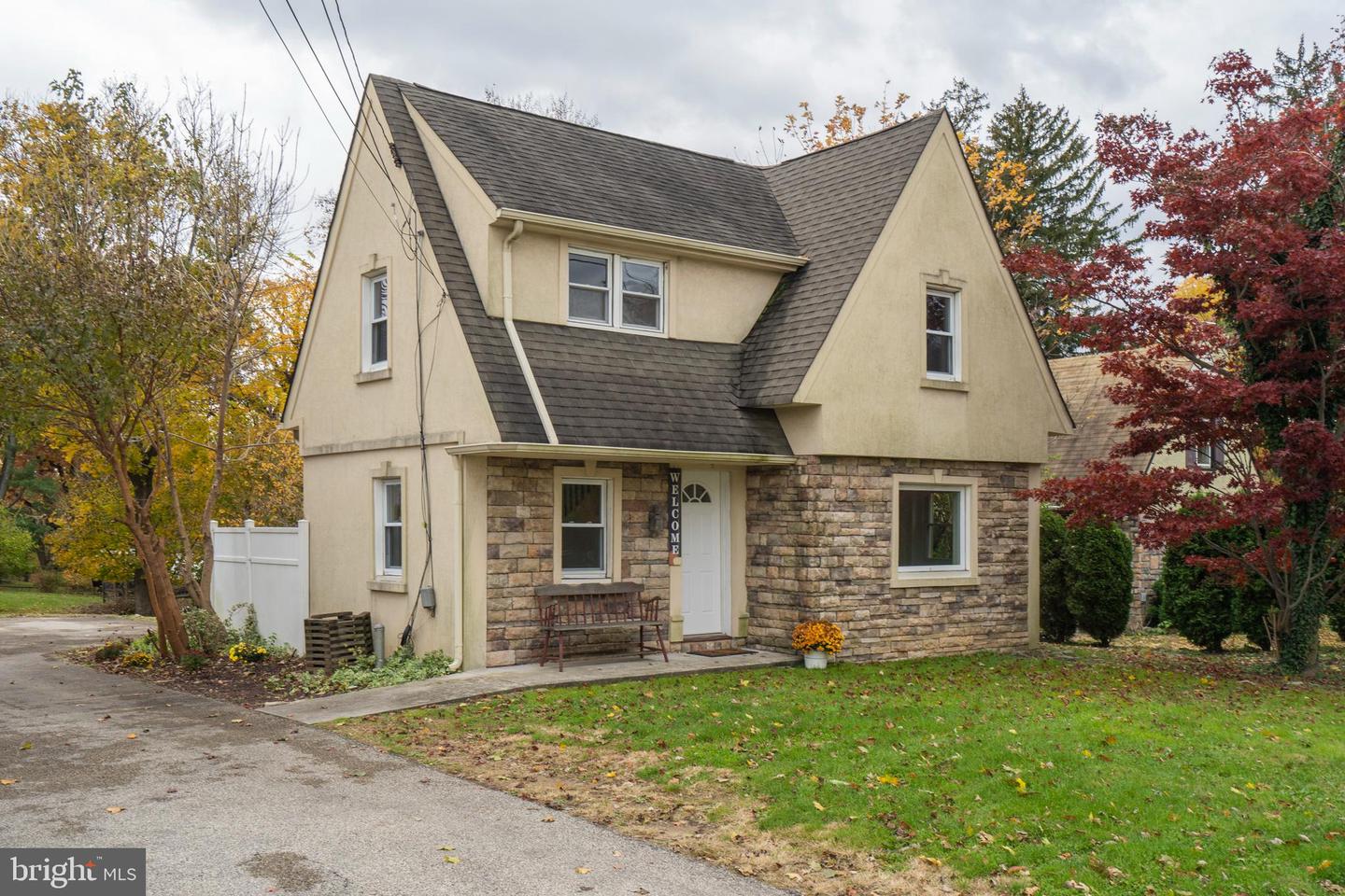 137 Plymouth Rd, Plymouth Meeting, PA 19462 MLS PAMC2017032