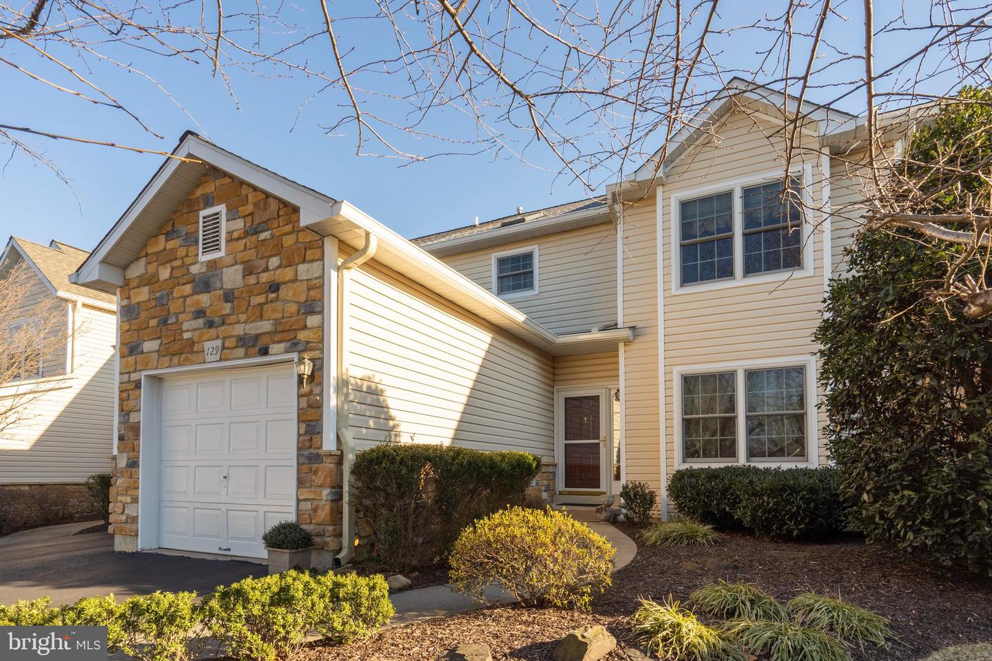 129 Gleneagles Dr, Blue Bell, PA 19422 MLS PAMC2024850 Coldwell Banker