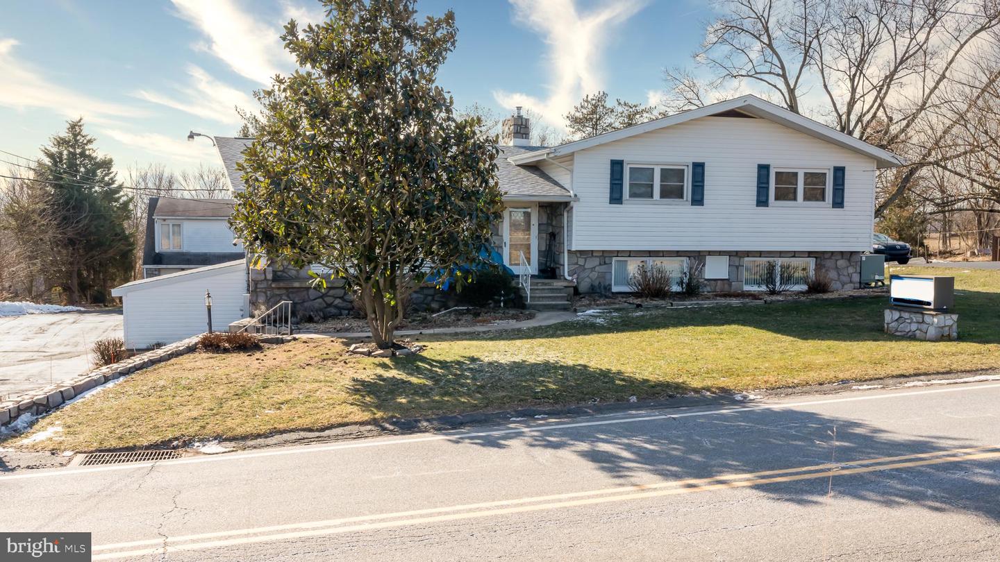 296 Hoffmansville Rd, Bechtelsville, PA 19505 MLS PAMC2025484