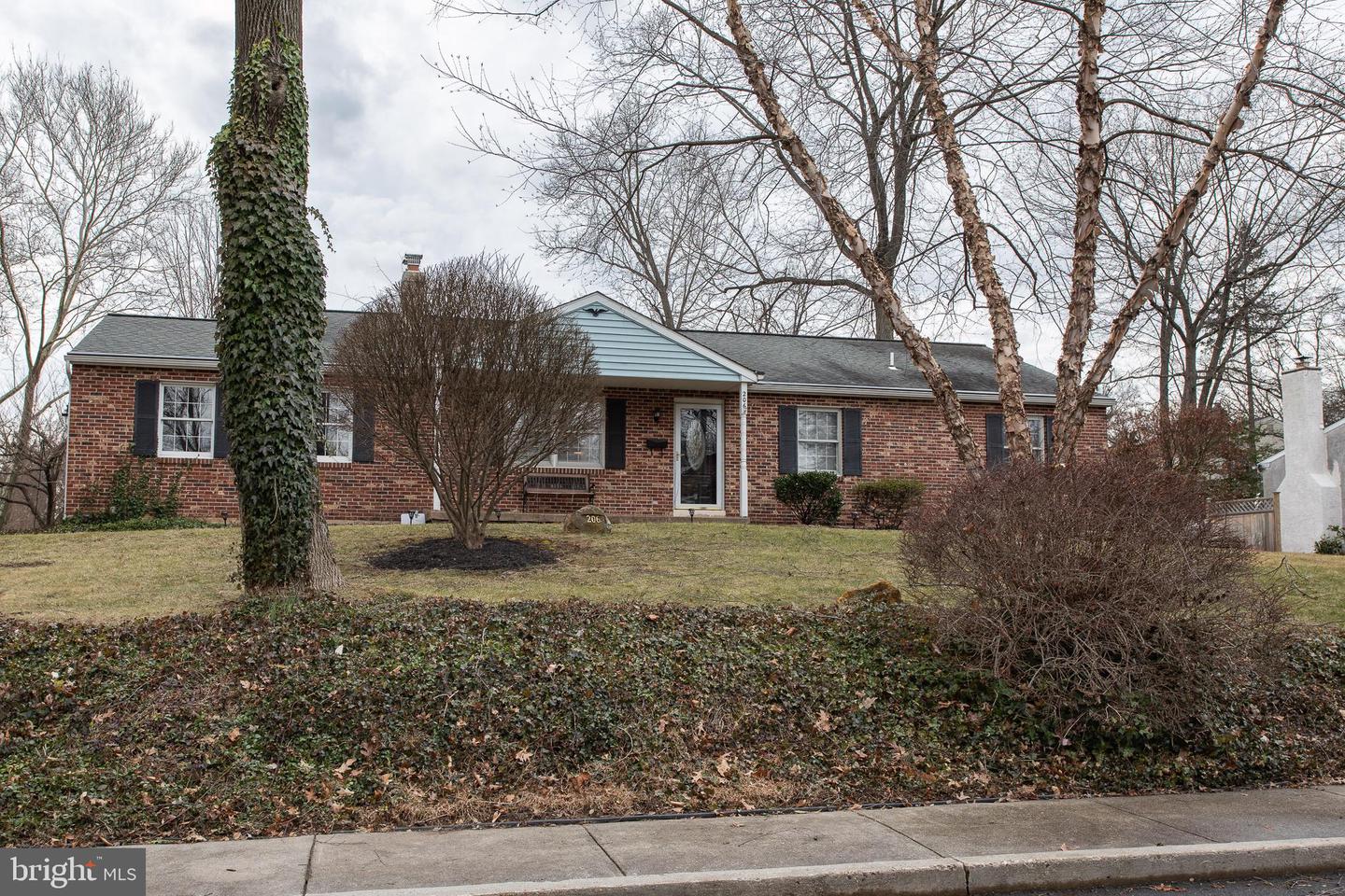 206 E Mill Rd, Hatboro, PA 19040 MLS PAMC2028972 Coldwell Banker