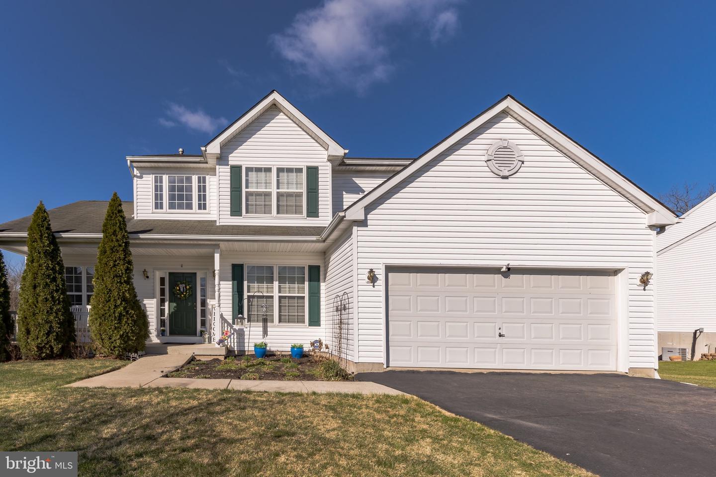 310 Hawthorne Ave, Gilbertsville, PA 19525 MLS PAMC2032698 Coldwell