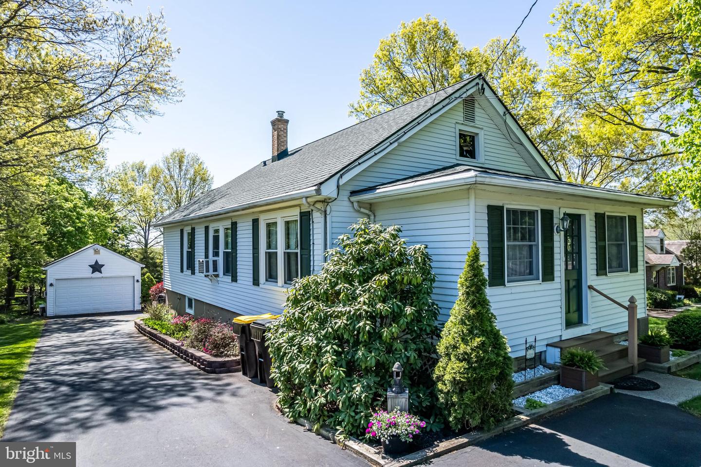 210 W Summit St, Souderton, PA 18964 MLS PAMC2037638 Coldwell Banker