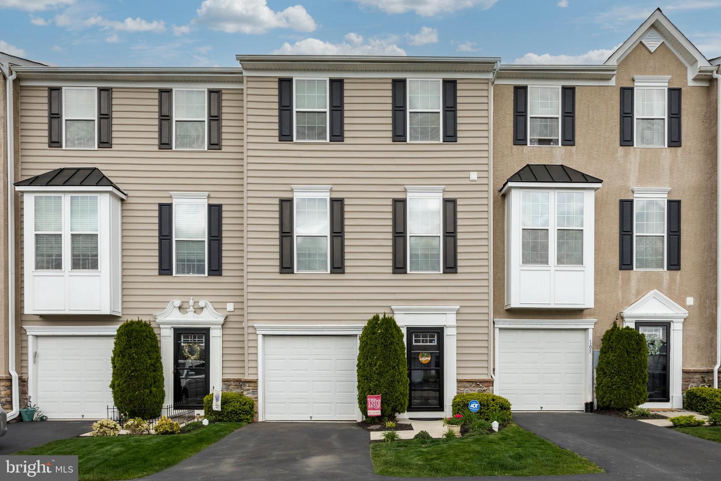 107 Sandpiper Ct, Gilbertsville, PA 19525 MLS PAMC2038100 Coldwell