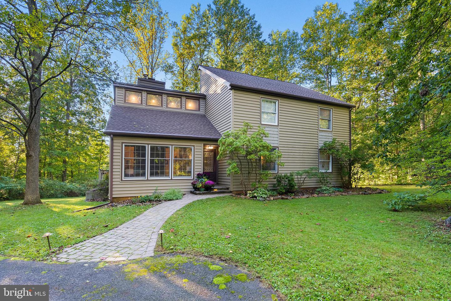 1636 Woodland Rd, Green Lane, PA 18054 MLS PAMC2038952 Coldwell Banker