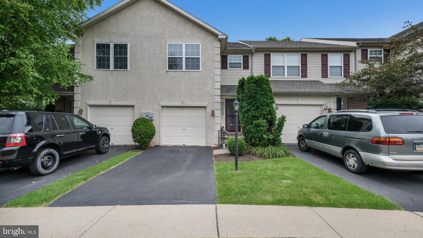 121 Vernon Ct, Lansdale, PA 19446 MLS PAMC2044170 Coldwell Banker