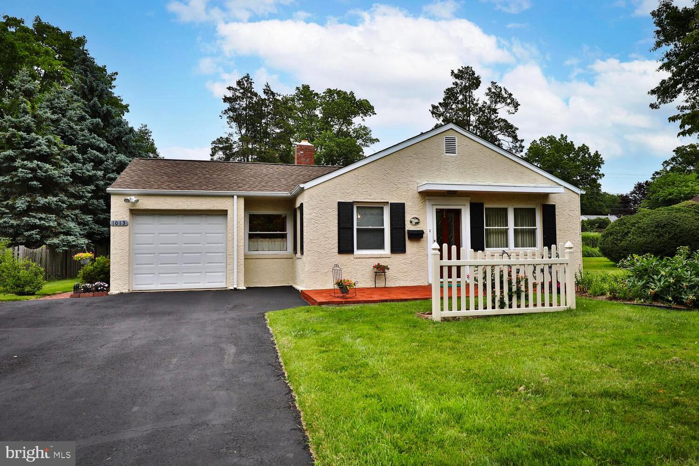 1013 Church Rd, Oreland, PA 19075 MLS PAMC2044582 Coldwell Banker