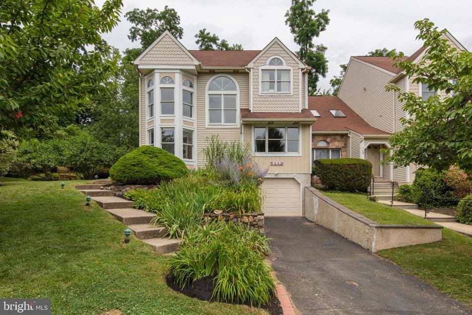 8833 Duveen Dr, Glenside, PA 19038 MLS PAMC2044838 Coldwell Banker