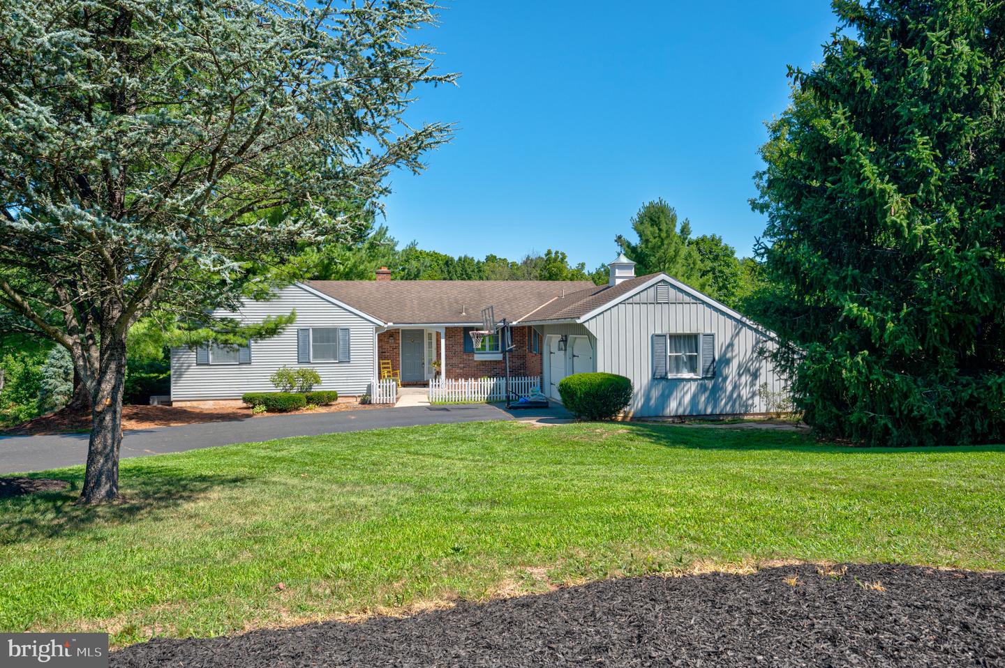 2759 Stacie Dr, Gilbertsville, PA 19525 MLS PAMC2048944 Coldwell Banker