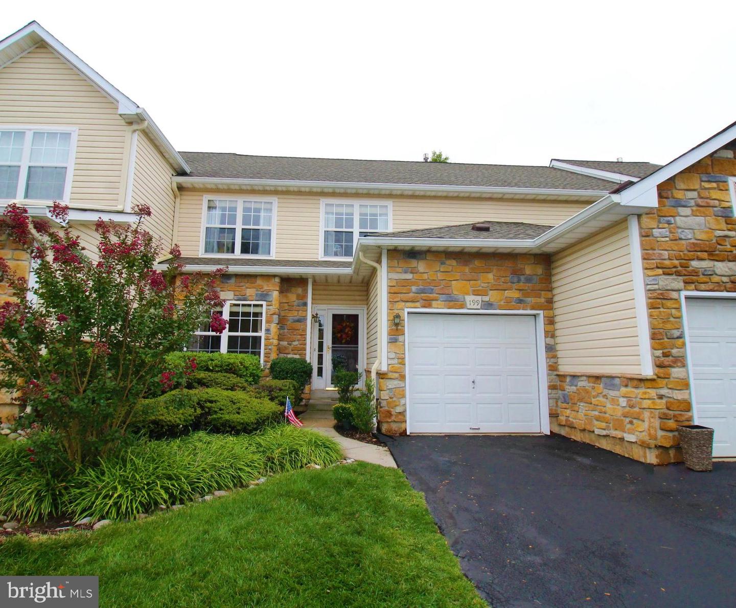 199 Gleneagles Ct, Blue Bell, PA 19422 MLS PAMC2054594 Coldwell Banker