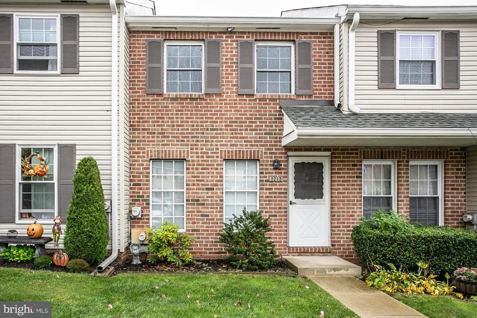 2212 Mulberry Ct, Lansdale, PA 19446 MLS PAMC2056320 Coldwell Banker
