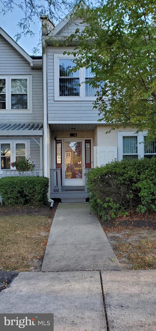 104 Barley Sheaf Dr, Norristown, PA 19403 MLS PAMC2058664 Coldwell