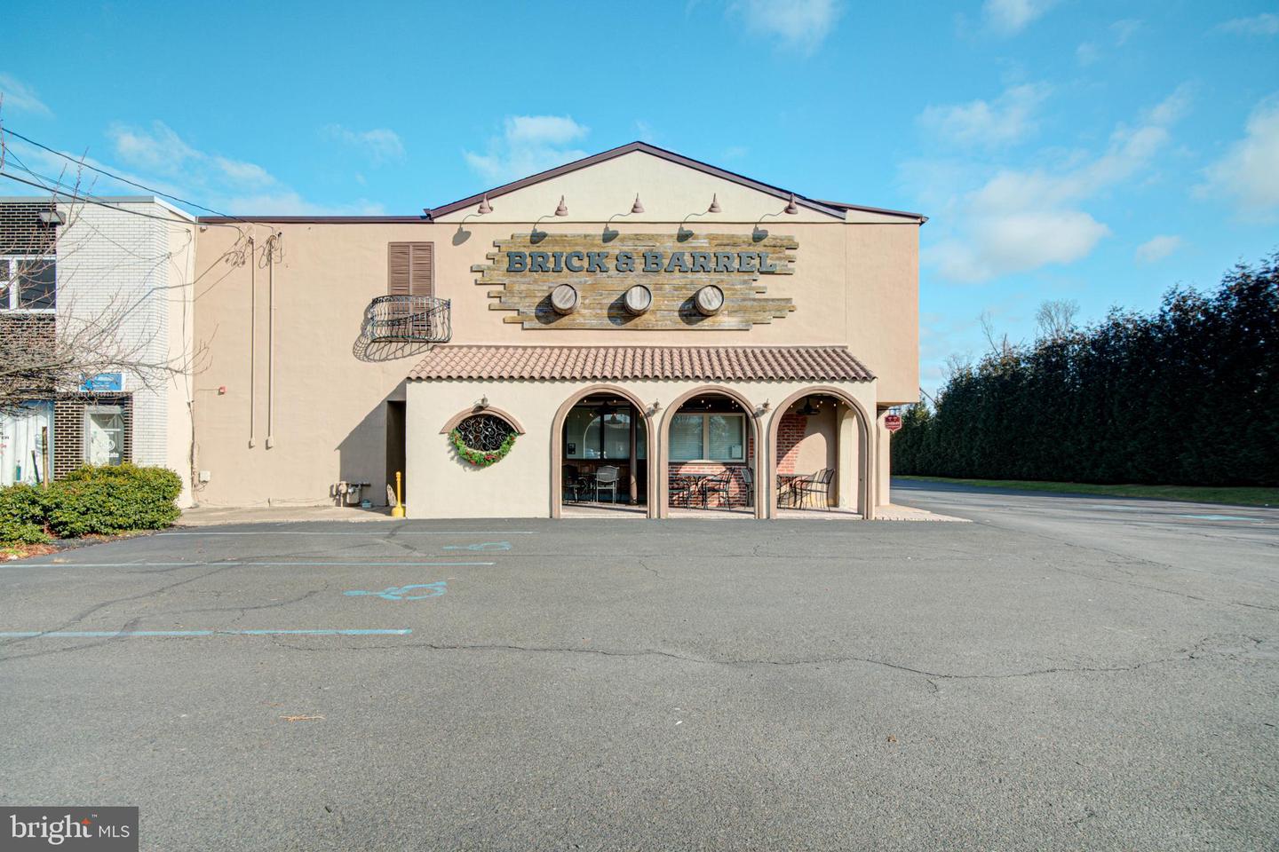 870 E Welsh Rd, Maple Glen, PA 19002 MLS PAMC2060128 Coldwell Banker