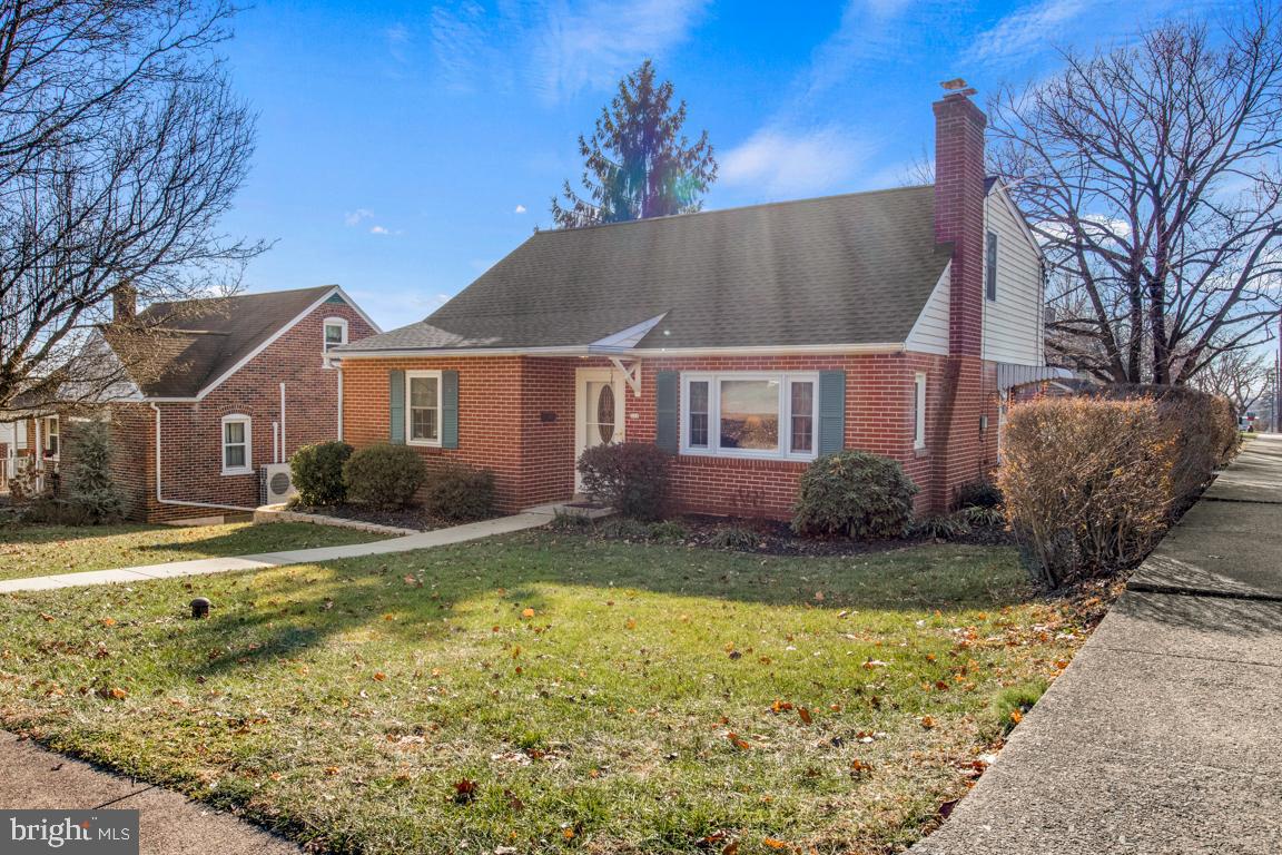 328 West St, Souderton, PA 18964 MLS PAMC2060536 Coldwell Banker