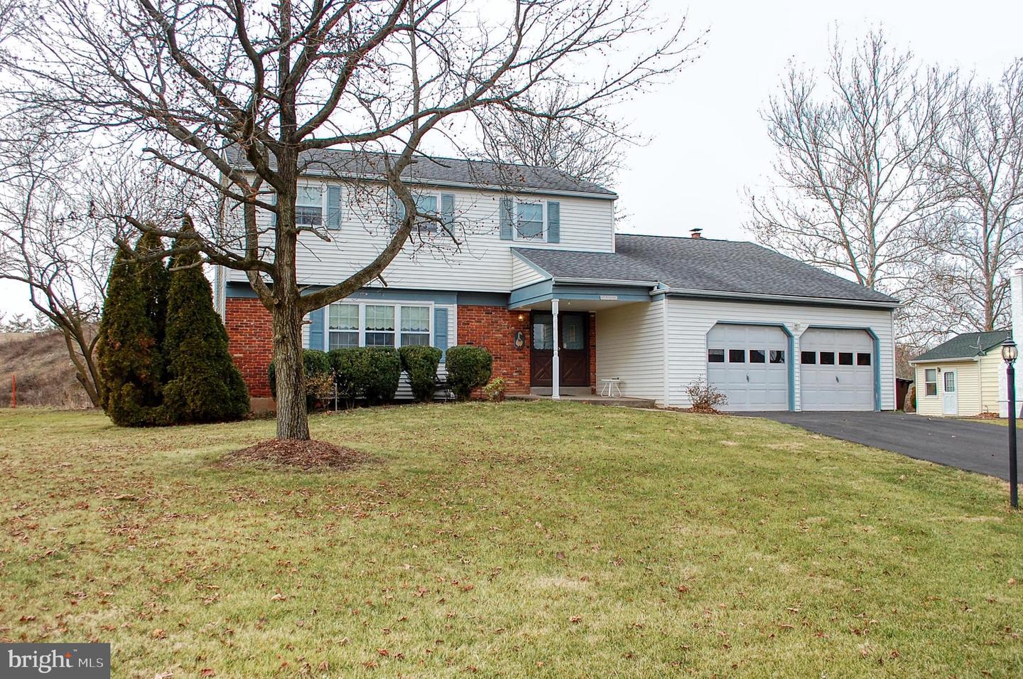 822 Tricorn Dr, Upper Gwynedd, PA 19446 MLS PAMC2060614 Coldwell Banker