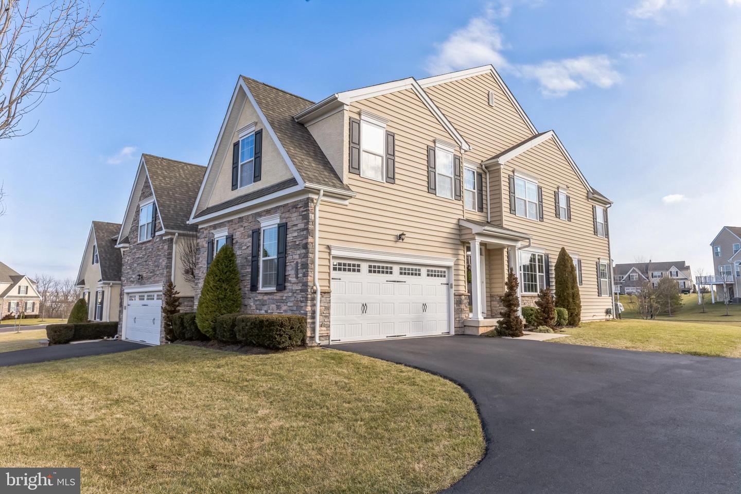 1024 Thorndale Dr, Lansdale, PA 19446 MLS PAMC2062468 Coldwell Banker