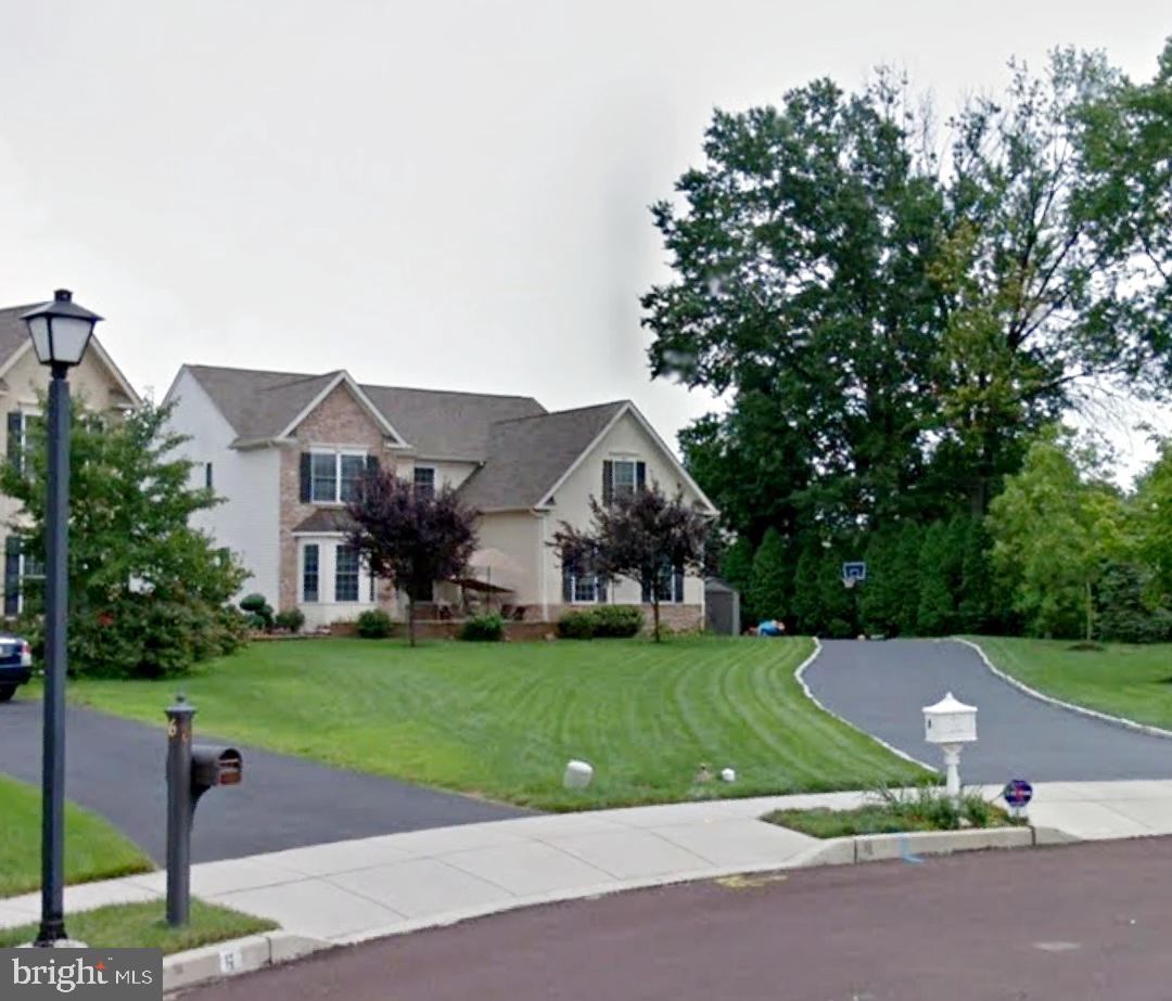 8 Ashwood Ln, Plymouth Meeting, PA 19462 MLS PAMC2064258 Coldwell Banker