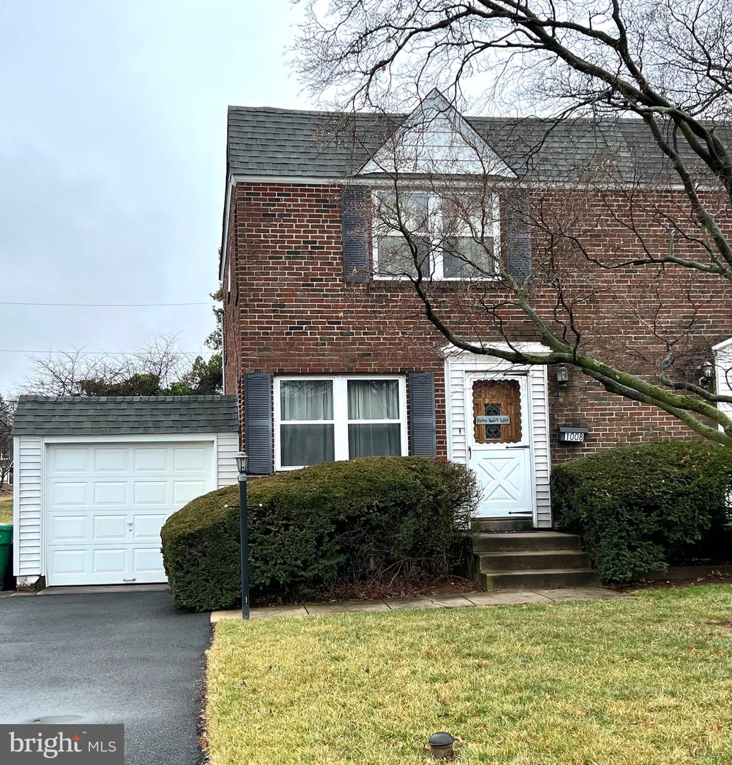 1008 Birch St, Lansdale, PA 19446 MLS PAMC2064838 Coldwell Banker