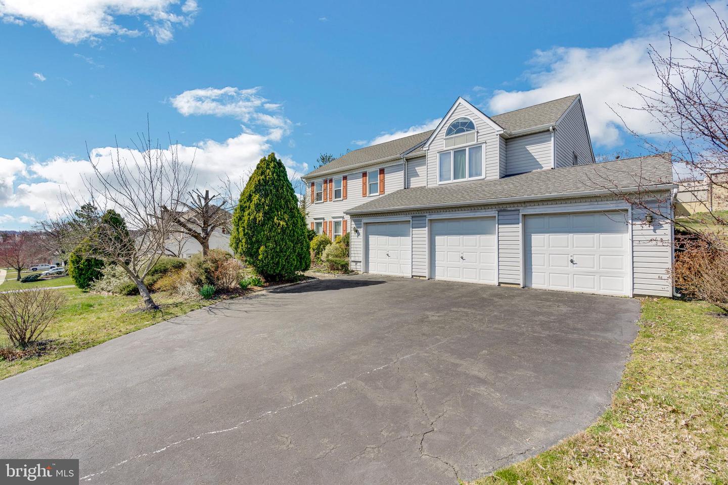 112 Cardinal Dr, Conshohocken, PA 19428 MLS PAMC2066384 Coldwell Banker