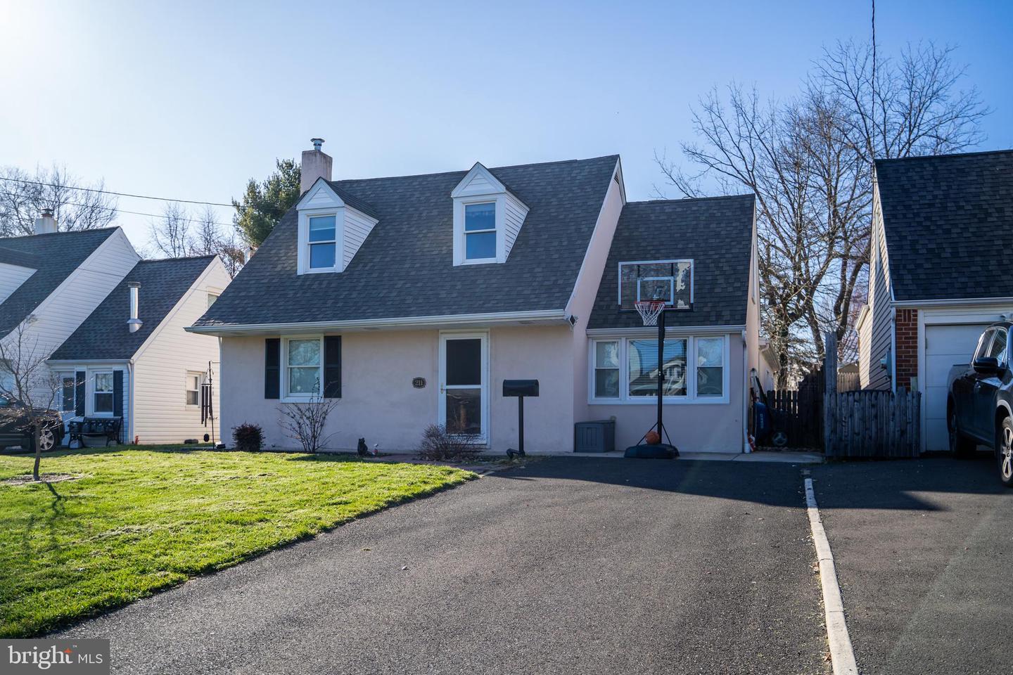 211 Orlemann Ave, Oreland, PA 19075 MLS PAMC2068184 Coldwell Banker