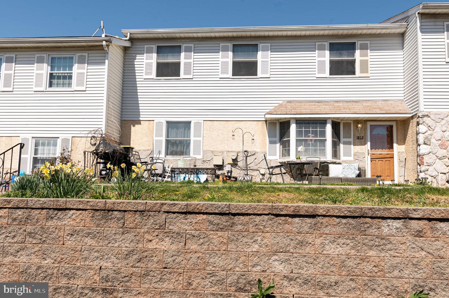 1812 Whitpain Hills, Blue Bell, PA 19422 MLS PAMC2068758 Coldwell