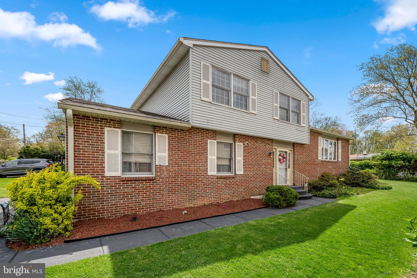 2620 Elliott Ave, Willow Grove, PA 19090 MLS PAMC2069580 Coldwell