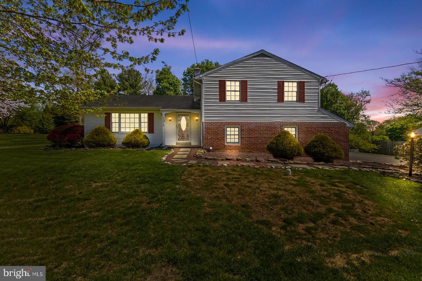 1374 Slayton Dr, Maple Glen, PA 19002 MLS PAMC2069718 Coldwell Banker