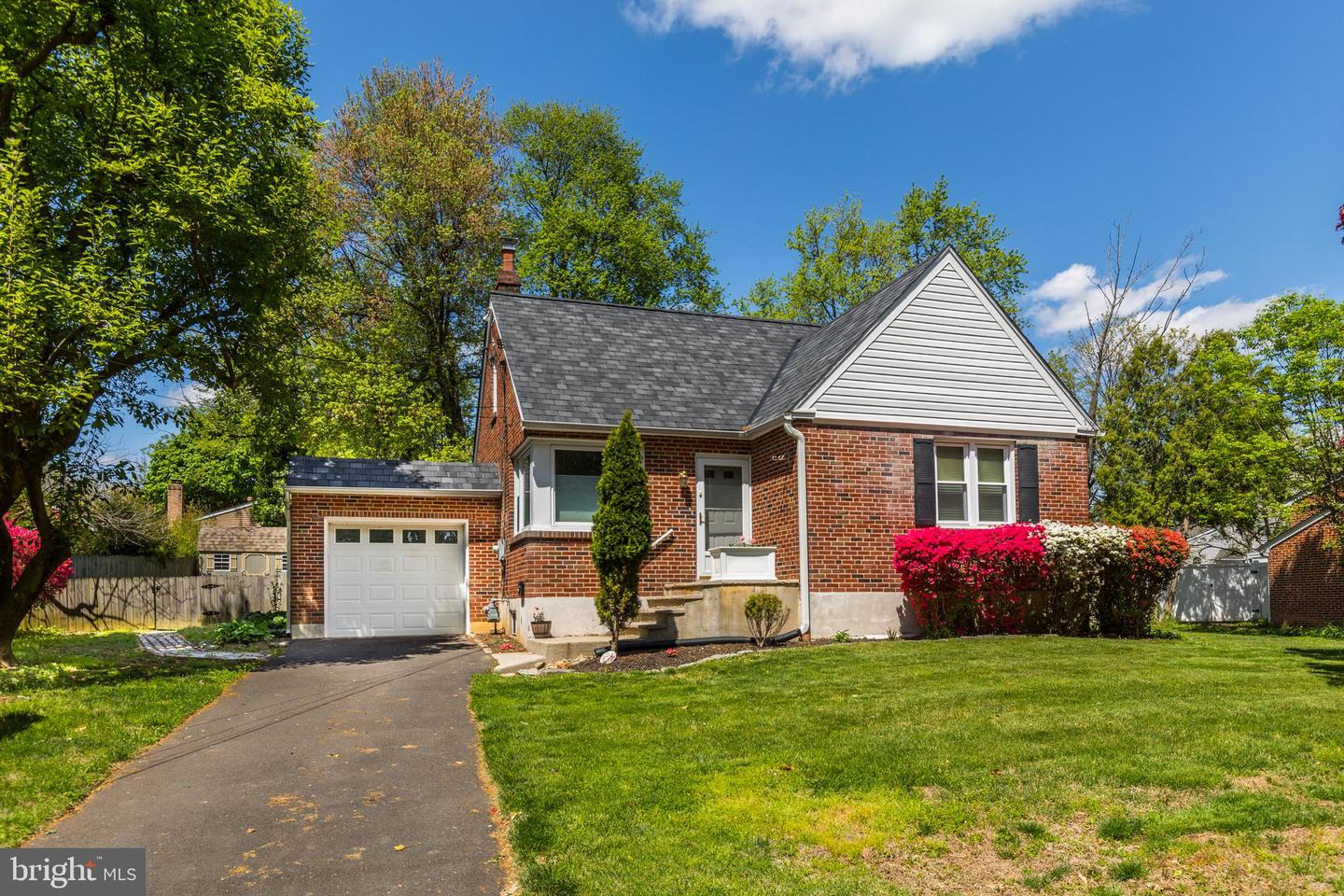 126 Perry St, Elkins Park, PA 19027 MLS PAMC2069758 Coldwell Banker