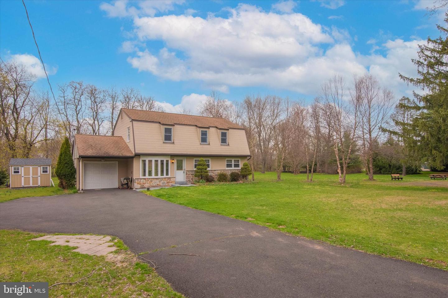 2756 Lenhart Rd, Colmar, PA 18915 MLS PAMC2074316 Coldwell Banker