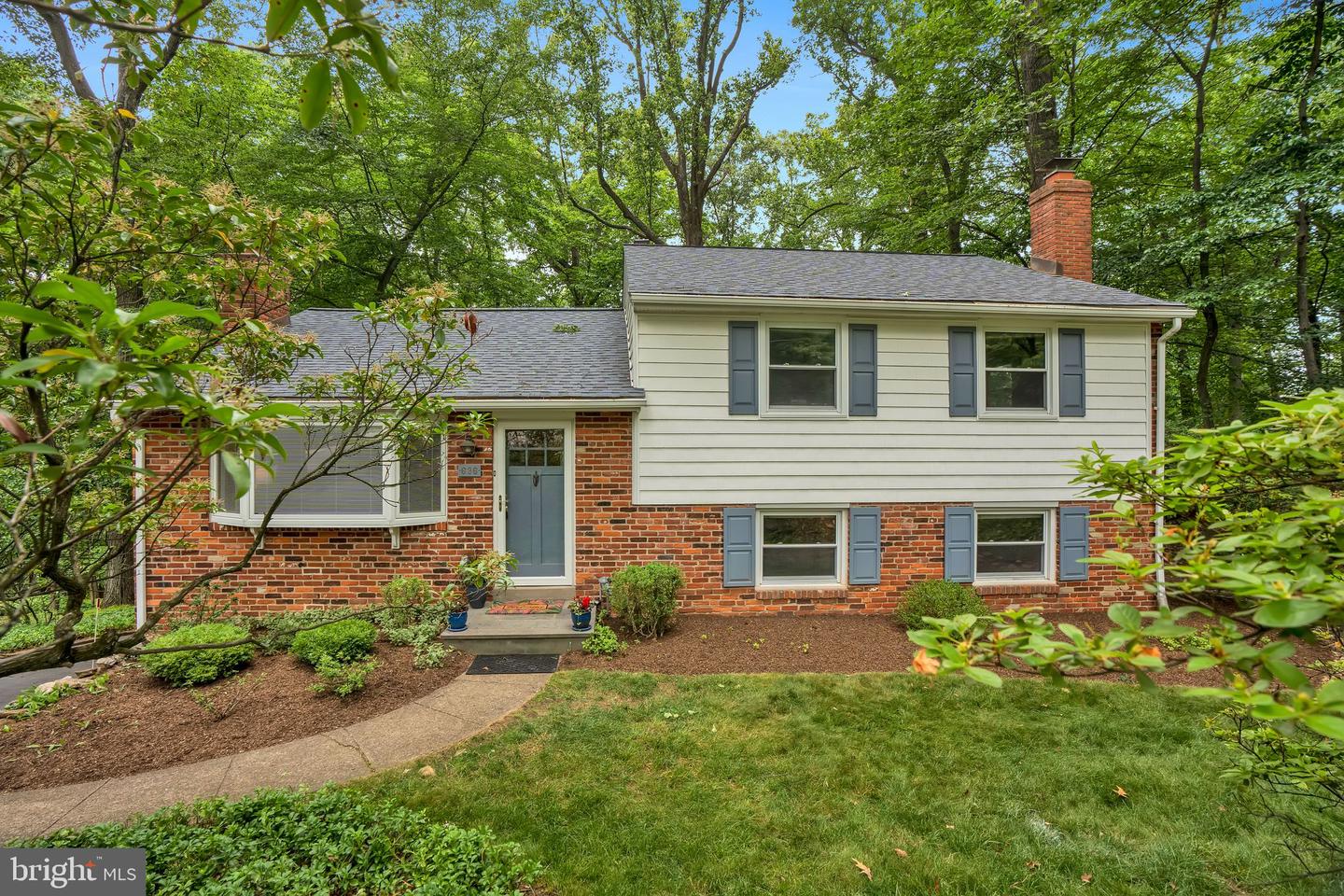 636 Crestwood Rd, Wayne, PA 19087 MLS PAMC2075752 Coldwell Banker