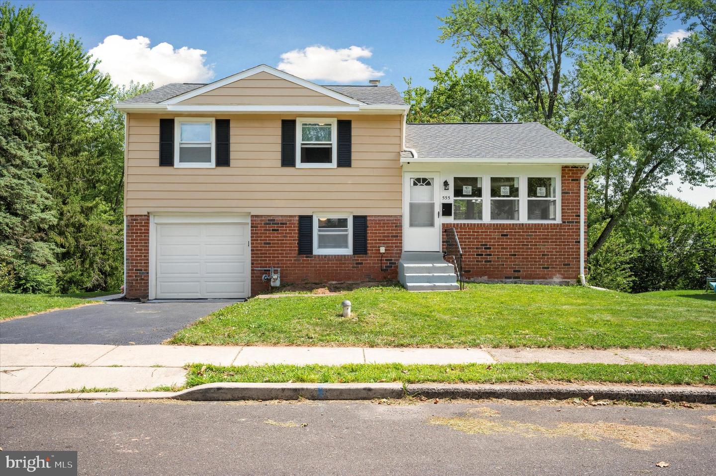 555 Edgemont Ave, Lansdale, PA 19446 MLS PAMC2081202 Coldwell Banker