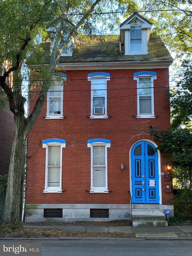 422 King St, Pottstown, PA 19464 MLS PAMC2081502 Coldwell Banker