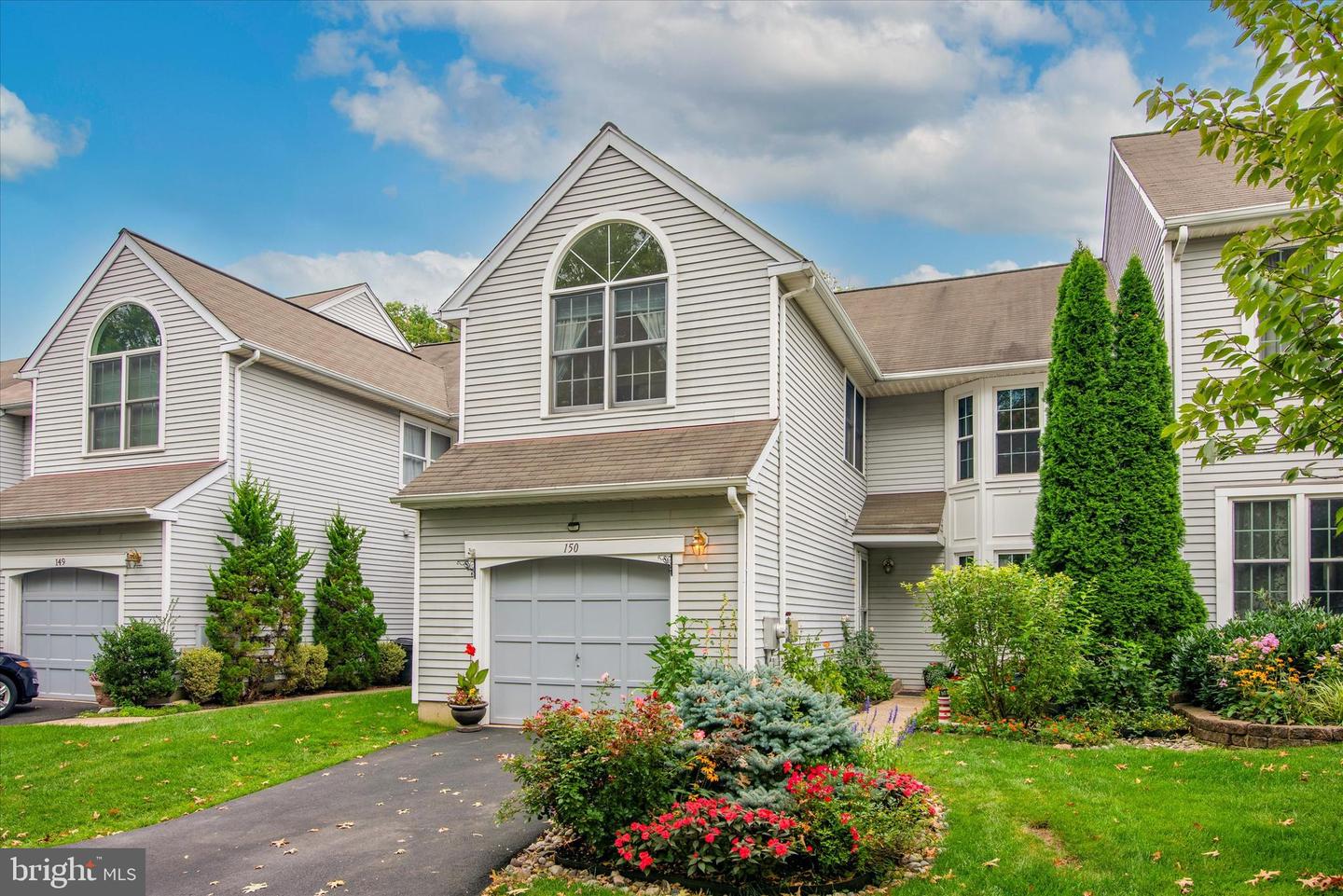 150 Kent Cir, Ambler, PA 19002 MLS PAMC2082206 Coldwell Banker